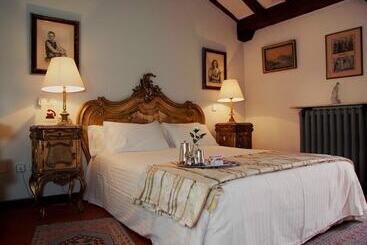 هتل La Casa Grande