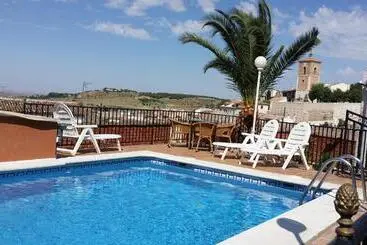 هتل Hostal Chinchon