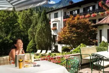 Отель Johannesbad St. Georg