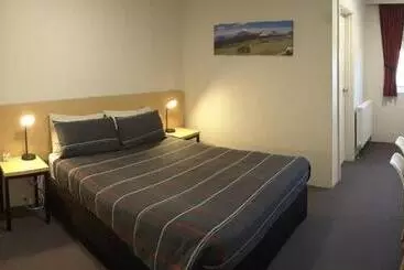 Cooma Motor Lodge Motel