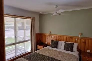 בית מלון כפרי Golden Heritage Accommodation