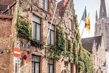 Boutique Hotel De Castillion   Small Elegant Family