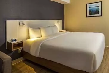 בית מלון כפרי Comfort Inn