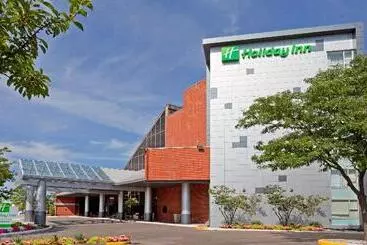 Отель Holiday Inn Oakville Centre, An Ihg