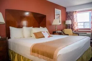 호텔 Ramada By Wyndham Medicine Hat