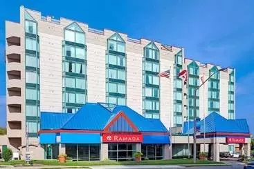 호텔 Ramada By Wyndham Niagara Falls/fallsview