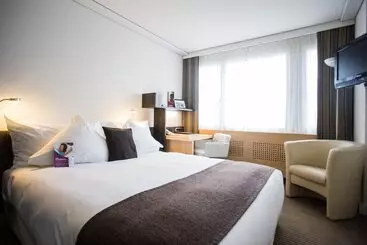 Hotel Crowne Plaza Zürich, An Ihg