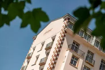 هتل Schweizerhof Lenzerheide