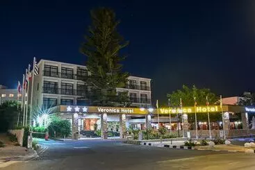 هتل Veronica