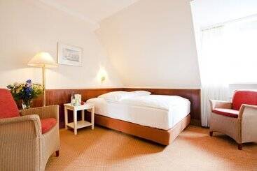 Birke, Ringhotel Kiel