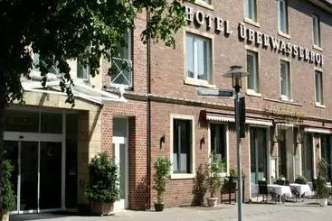 ホテル Restaurant überwasserhof