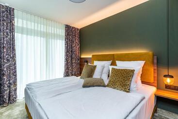 Waldhotel Tannenhäuschen