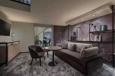 Wasserturm Hotel Cologne, Curio Collection By Hilton