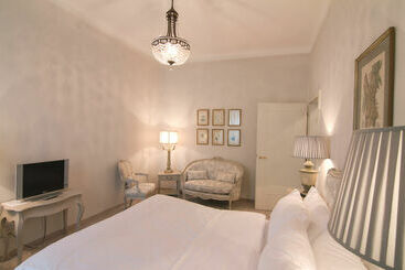 Panacée Grand Hotel Römerbad