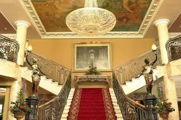 Bridge House Hotel, Leisure Club & Spa