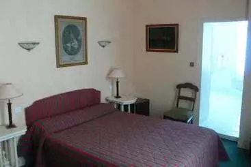 فندق The Originals Château De Perigny