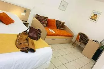 فندق Au Beaujolais Saint Jean