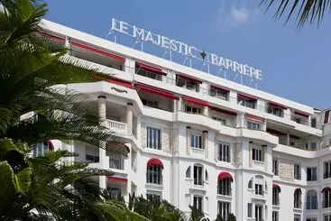 בית מלון כפרי Hôtel Barrière Le Majestic Cannes