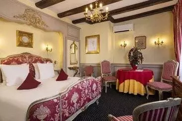 Hotel Restaurant Le Maréchal   Teritoria