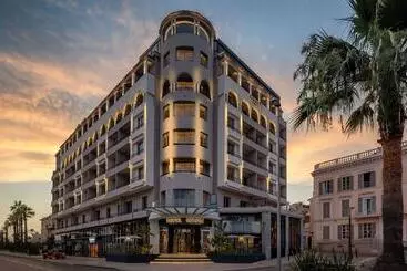 ホテル Canopy By Hilton Cannes