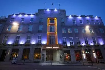 هتل Aberdeen Douglas