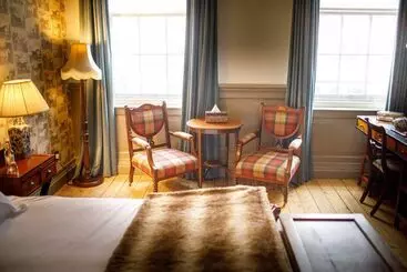 Отель The Crown