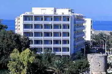 فندق Aquamare City And Beach