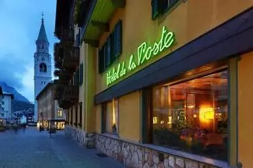 בית מלון כפרי De La Poste