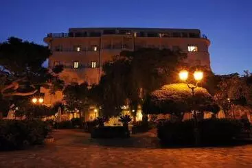 Grand Hotel Mediterranee