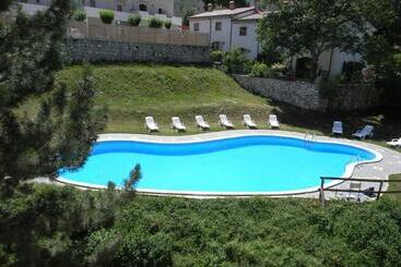 Отель Valdirose