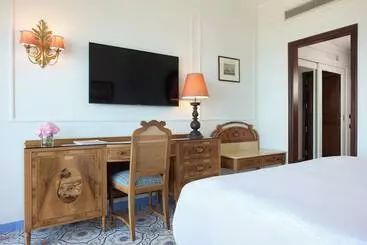 Grand Hotel De La Ville