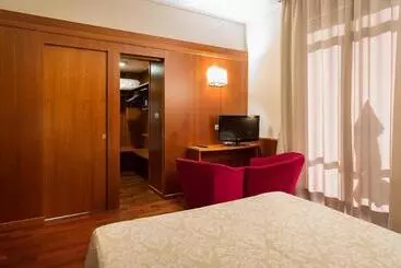 בית מלון כפרי Continental