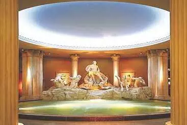 בית מלון כפרי Miyako City Osaka Tennoji