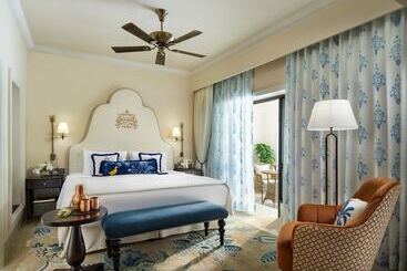 בית מלון כפרי Taj Usha Kiran Palace, Gwalior