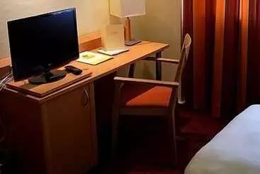 هتل Logis Hôtel Acacia