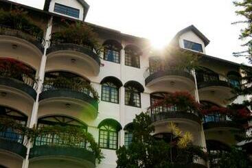 Strawberry Park Resort