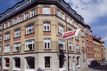 Clarion Collection Hotel Temperance