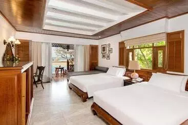 酒店 Thavorn Beach Village Resort & Spa Phuket