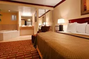 酒店 Best Western Garden Villa Inn