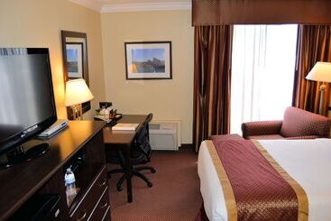 فندق Best Western Plus Wilkes Barre Center City