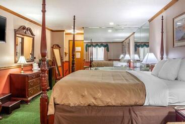 בית מלון כפרי Quality Inn & Suites