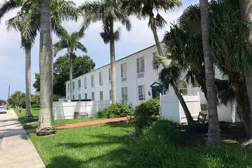 호텔 Americas Best Value Inn Historic Clewiston Inn