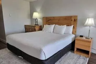 Hotel Chautauqua Resort & Conference Center