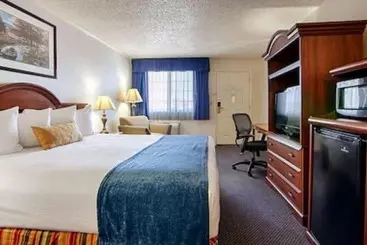 Отель Trailside Inn