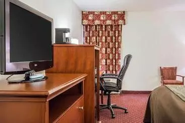 هتل Spark By Hilton Nashville At Opryland