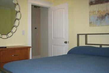 هتل The Inn At Crystal Cove On Boston Harbor