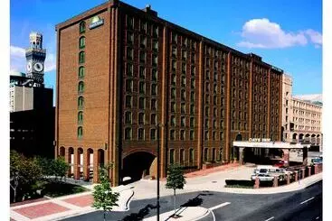 فندق Days Inn By Wyndham Baltimore Inner Harbor