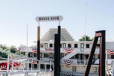 Otel Delta King