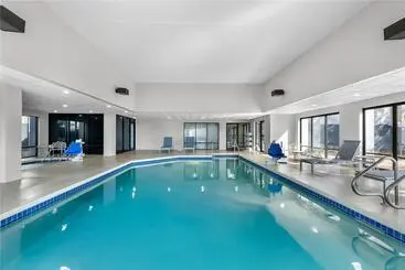 Hotel Spark By Hilton Green Bay