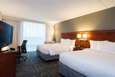 Отель Courtyard Columbia Downtown At Usc